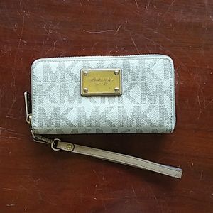 Michael Kors multi function phone case